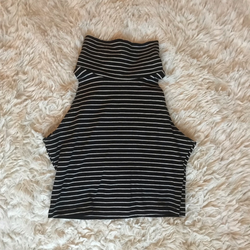 🖤 American Apparel Striped Crop Top 🖤